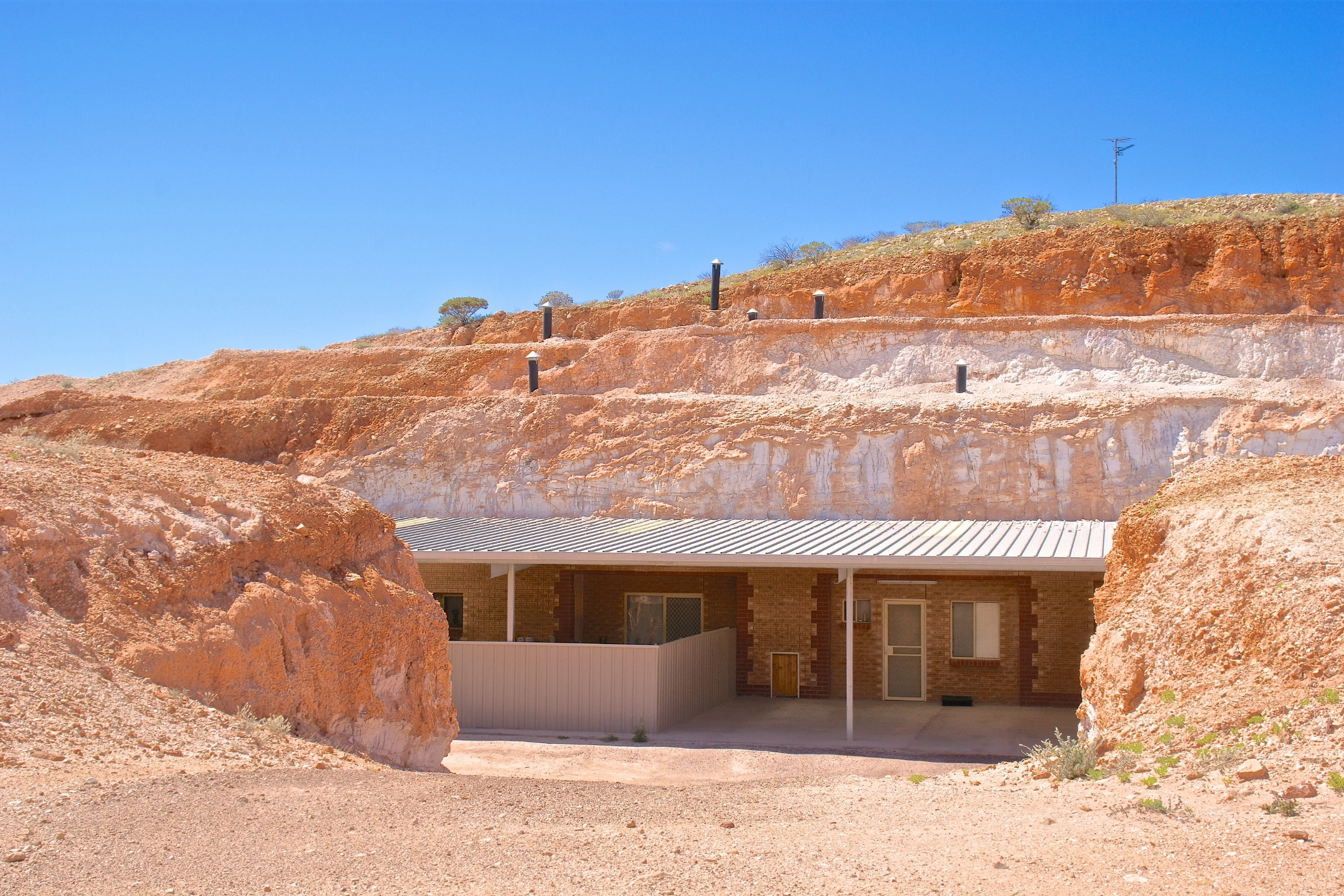Coober_Pedy,_South_Australia[1].webp
